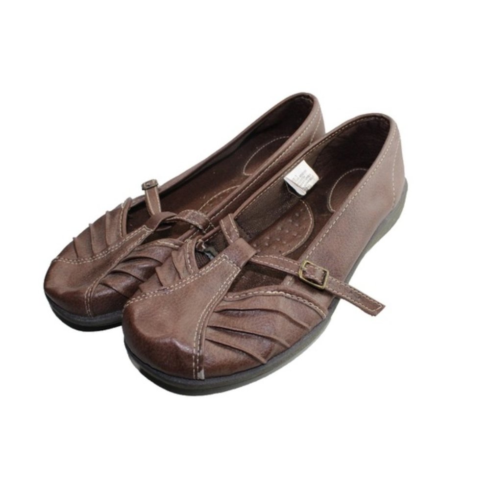Women's brown Clogs Shoes. Size 9